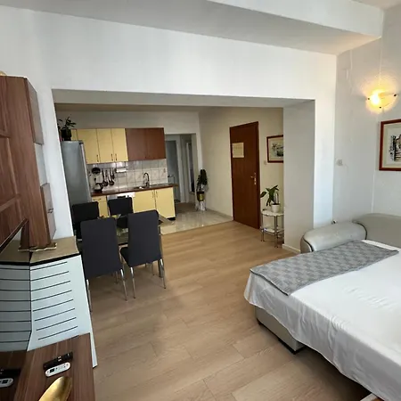 Centar - Mirjana Apartamento Makarska